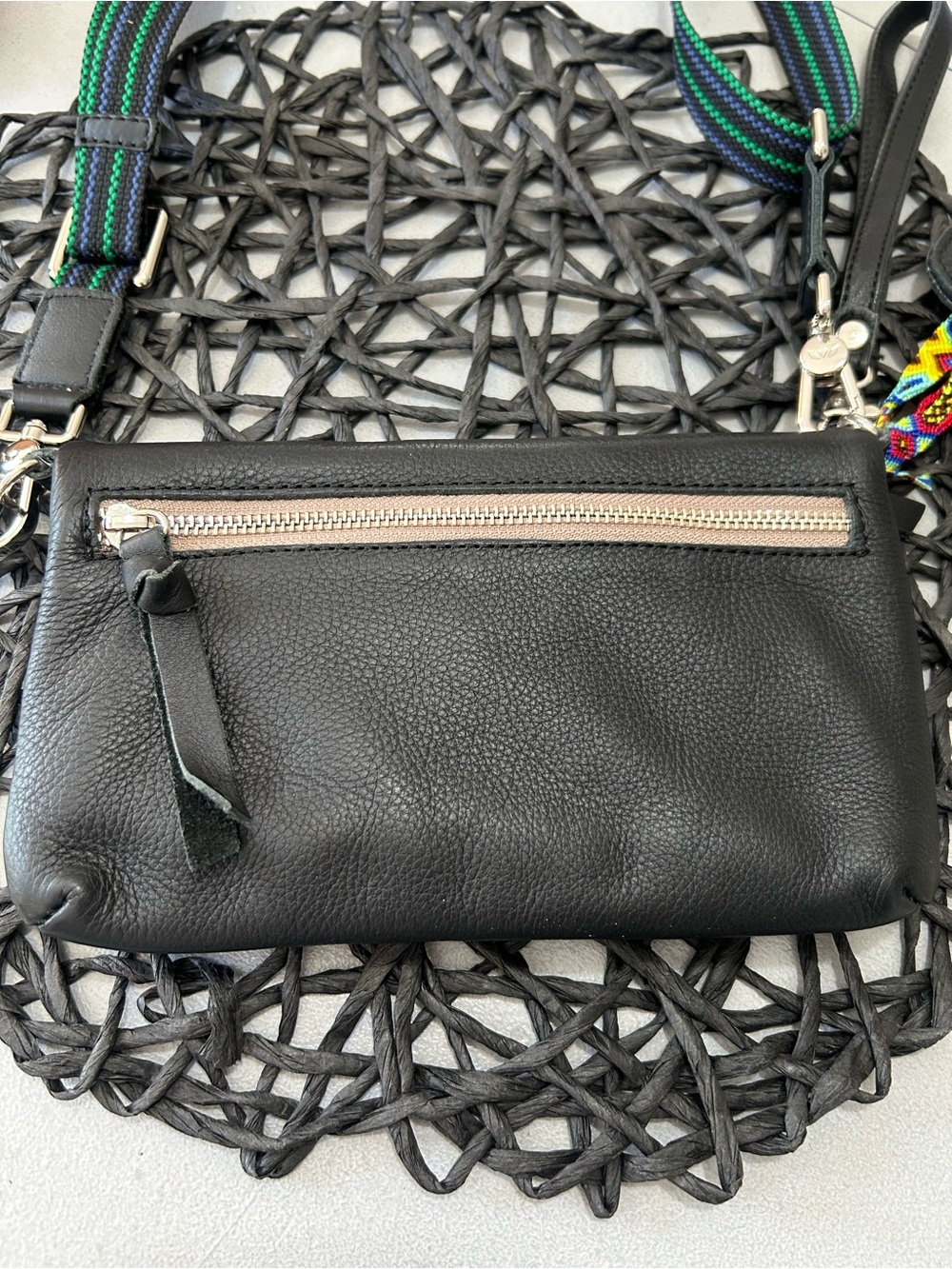 Consuela Evie Uptown Leather Crossbody -Blk - Picture 9 of 10